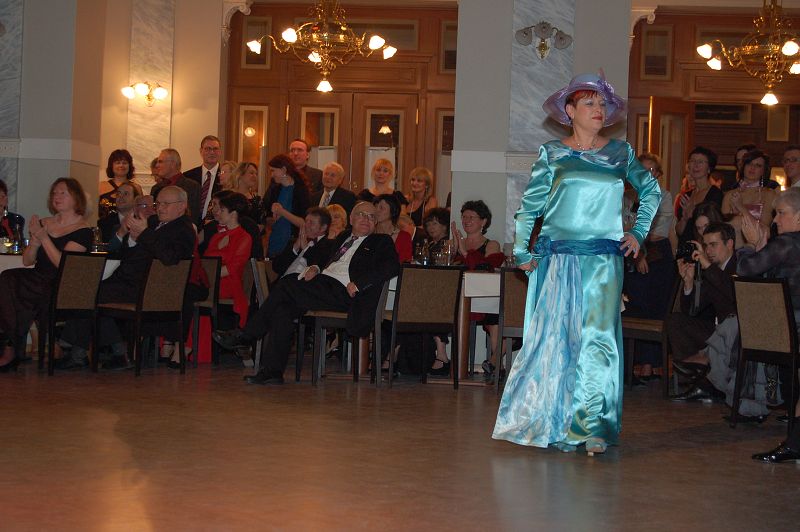 1. ČESKO-NĚMECKÝ PLES 2009